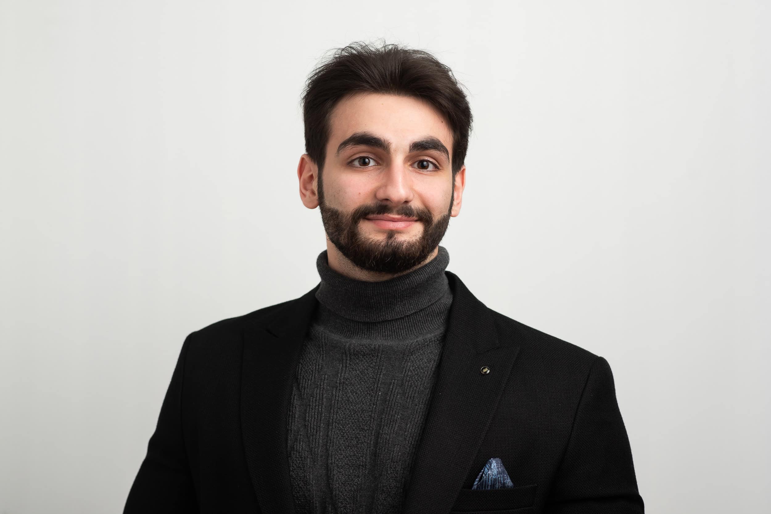 Read more about the article American University of Beirut student has been offered a $20,000 McCall MacBain Finalist Award for his studies at McGill University